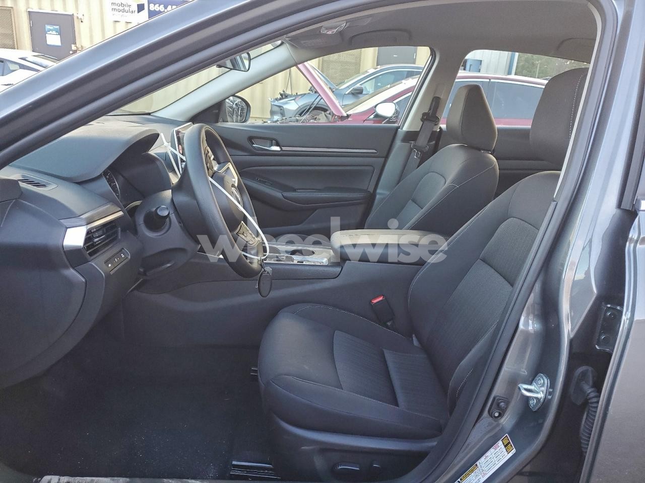 Photo 7 of 2025 NISSAN ALTIMA SV (VIN 1N4BL4DW9SN413293)