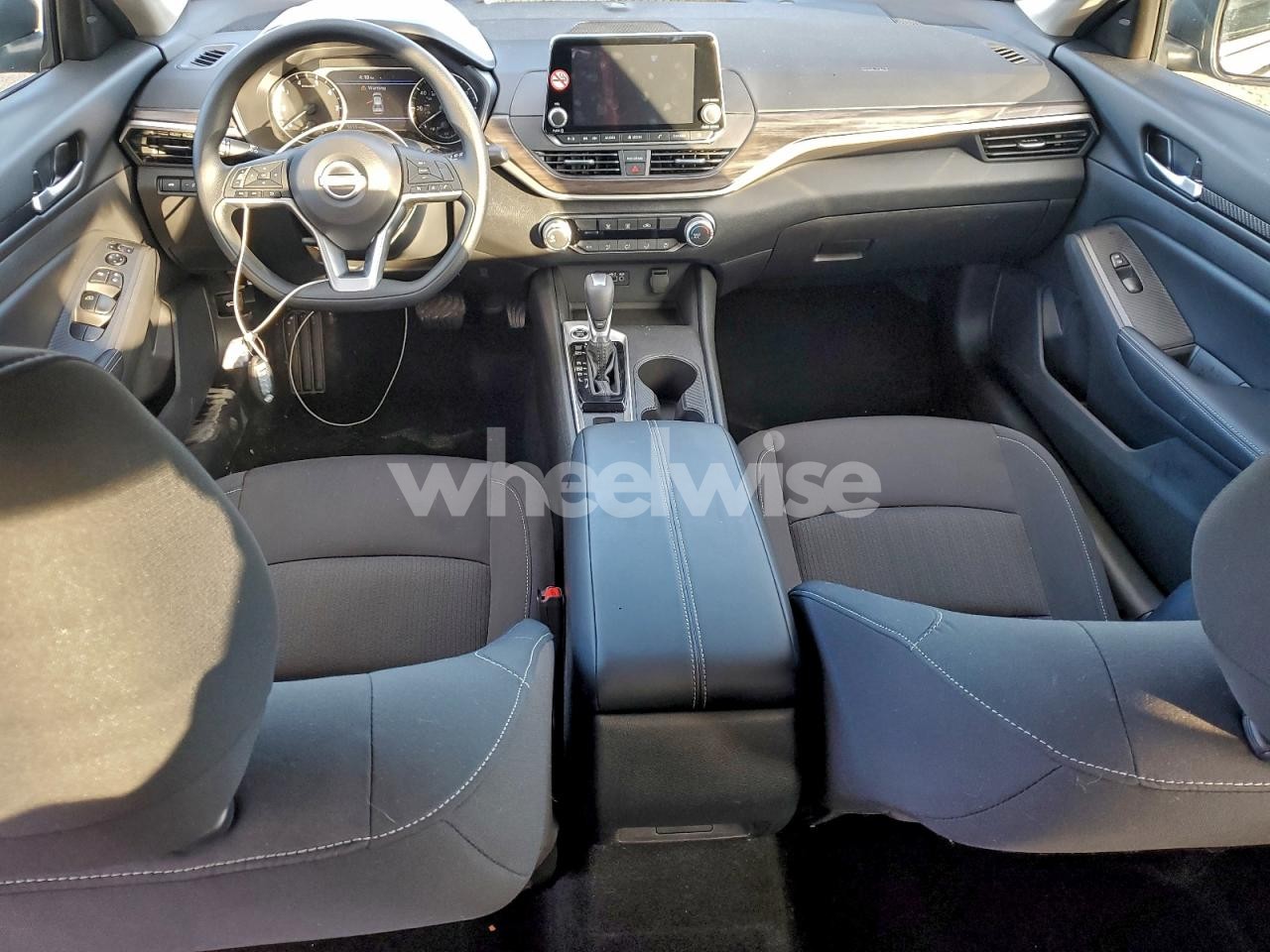 Photo 8 of 2025 NISSAN ALTIMA SV (VIN 1N4BL4DW9SN413293)