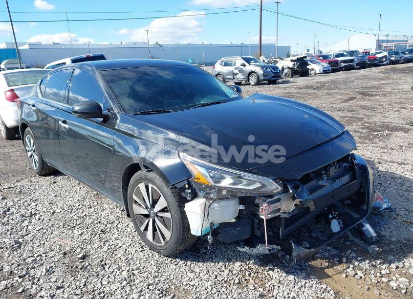 2019 Nissan Altima 2.5 SV (VIN 1N4BL4DWXKC250617) main photo