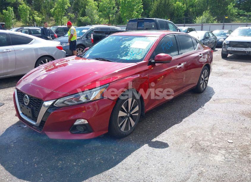 Photo 2 of 2019 Nissan Altima 2.5 SV (VIN 1N4BL4DWXKN301523)