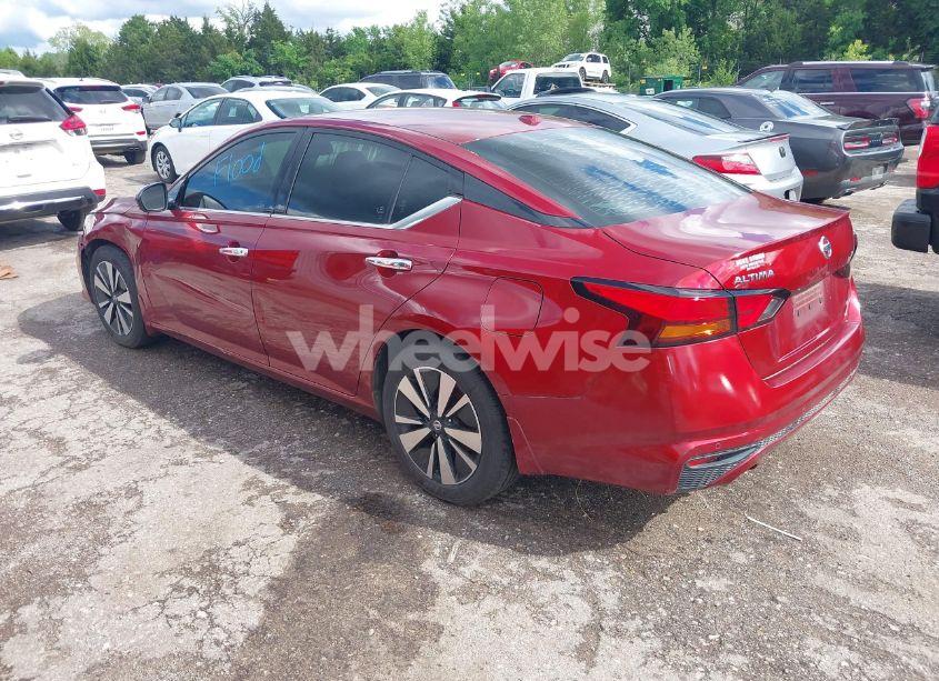 Photo 3 of 2019 Nissan Altima 2.5 SV (VIN 1N4BL4DWXKN301523)