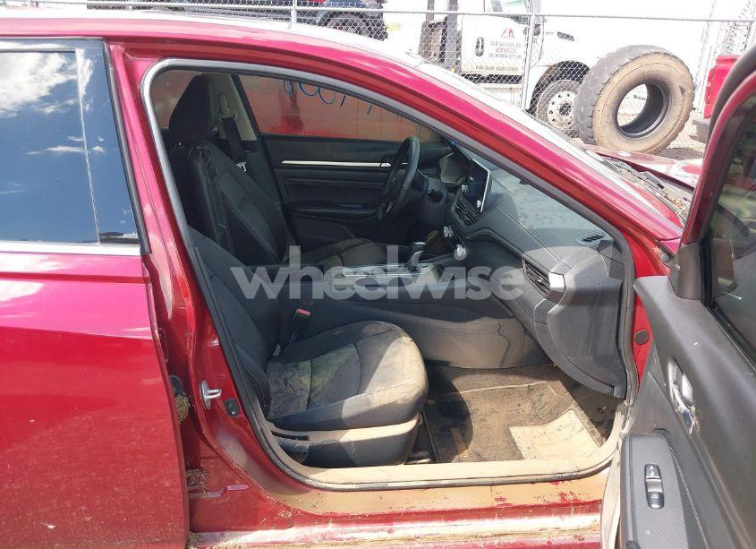 Photo 5 of 2019 Nissan Altima 2.5 SV (VIN 1N4BL4DWXKN301523)