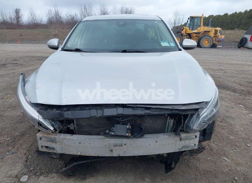 Photo 13 of 2021 Nissan Altima SV INTELLIGENT AWD (VIN 1N4BL4DWXMN303145)