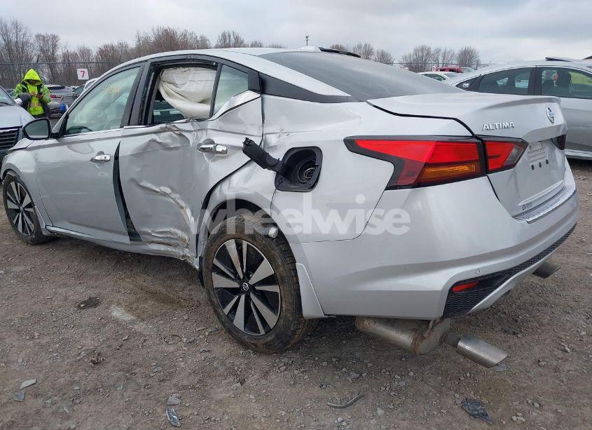 Photo 3 of 2021 Nissan Altima SV INTELLIGENT AWD (VIN 1N4BL4DWXMN303145)
