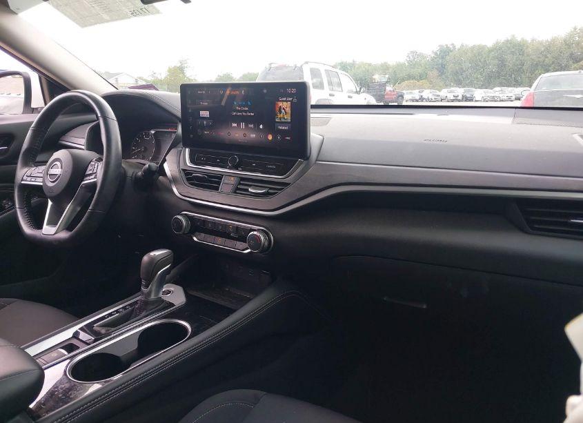 Photo 5 of 2023 Nissan Altima SV INTELLIGENT AWD (VIN 1N4BL4DWXPN381977)