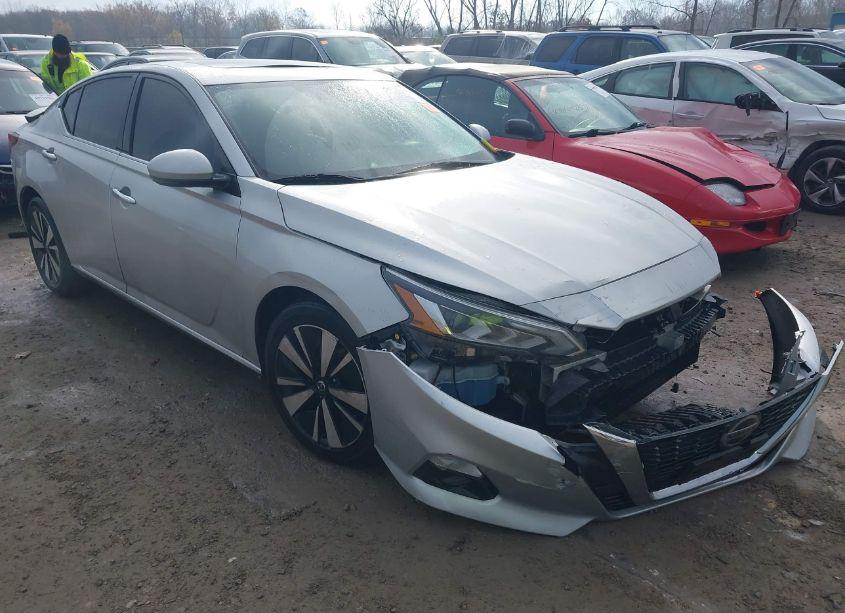 2020 Nissan Altima SL FWD (VIN 1N4BL4EV0LC133846) main photo
