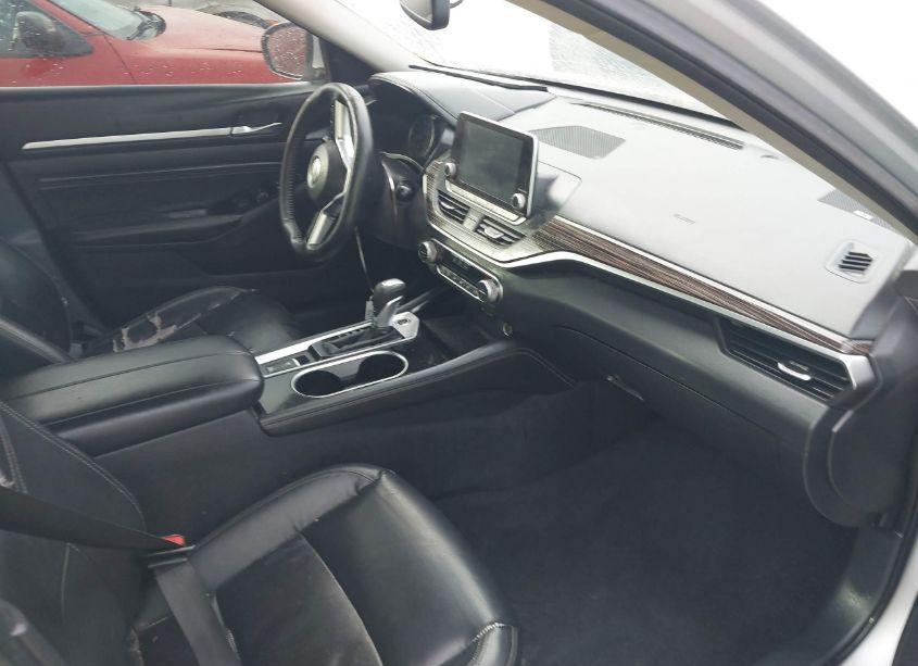 Photo 5 of 2020 Nissan Altima SL FWD (VIN 1N4BL4EV0LC133846)