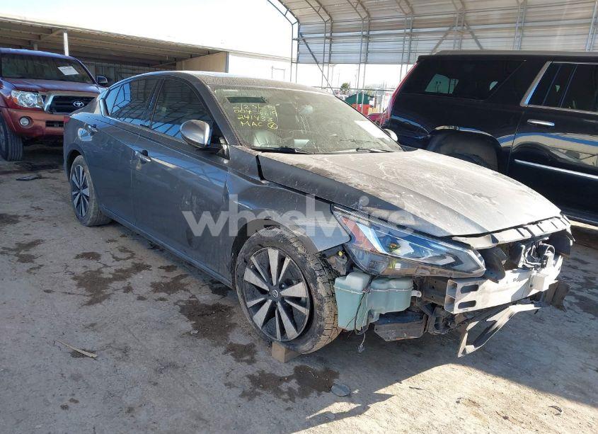2020 Nissan Altima SL FWD (VIN 1N4BL4EV0LC241433) main photo