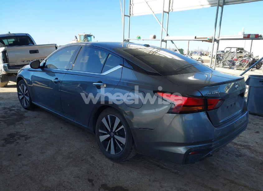 Photo 3 of 2020 Nissan Altima SL FWD (VIN 1N4BL4EV0LC241433)