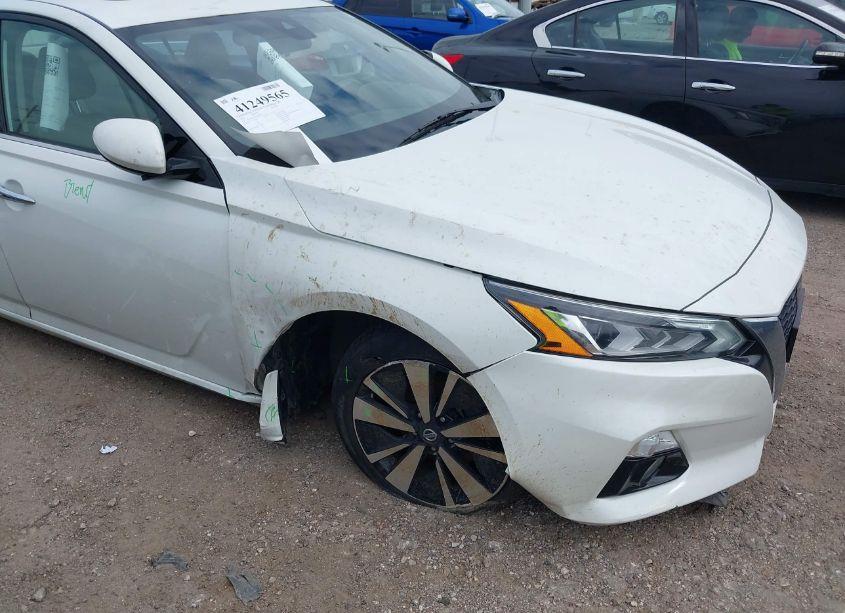 Photo 6 of 2022 Nissan Altima SL FWD (VIN 1N4BL4EV0NN406839)