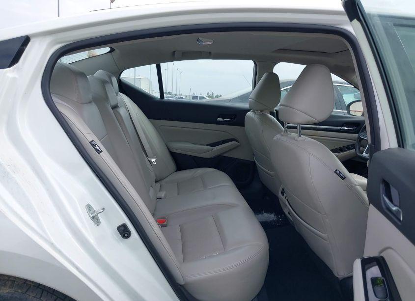 Photo 8 of 2022 Nissan Altima SL FWD (VIN 1N4BL4EV0NN406839)