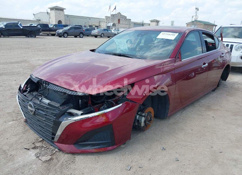 Photo 2 of 2023 Nissan Altima SL FWD (VIN 1N4BL4EV0PN344054)