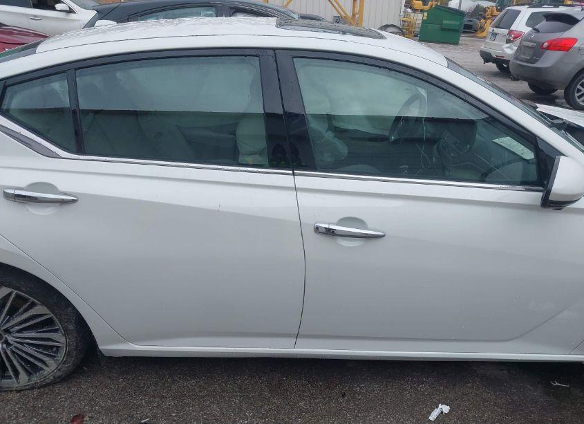 Photo 13 of 2024 Nissan Altima SL FWD (VIN 1N4BL4EV0RN343005)