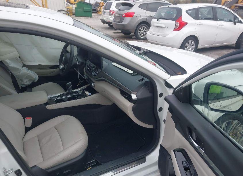 Photo 5 of 2024 Nissan Altima SL FWD (VIN 1N4BL4EV0RN343005)