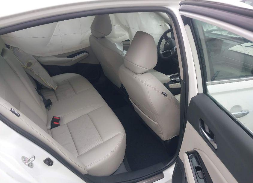 Photo 8 of 2024 Nissan Altima SL FWD (VIN 1N4BL4EV0RN343005)