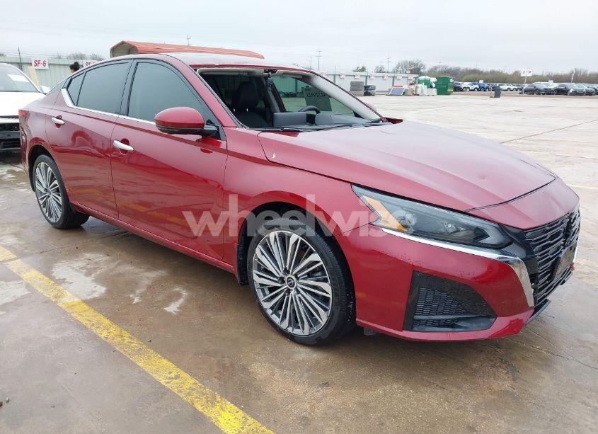 2024 Nissan Altima SL FWD (VIN 1N4BL4EV0RN353940) main photo