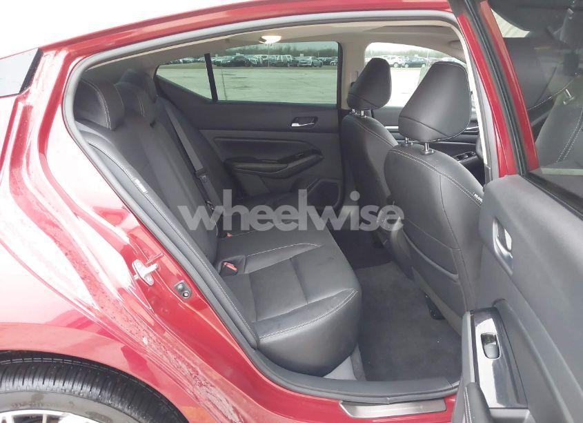 Photo 8 of 2024 Nissan Altima SL FWD (VIN 1N4BL4EV0RN353940)