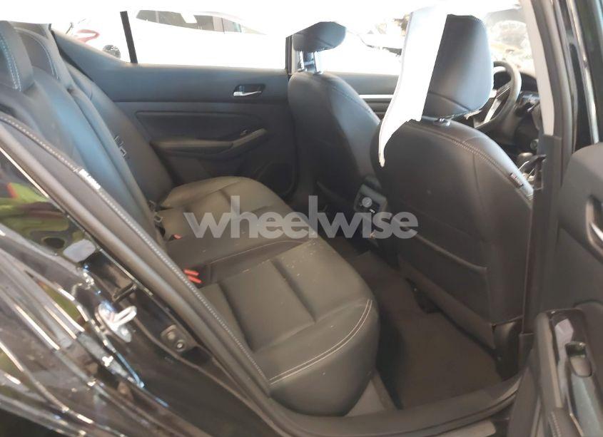 Photo 8 of 2024 Nissan Altima SL FWD (VIN 1N4BL4EV0RN366316)