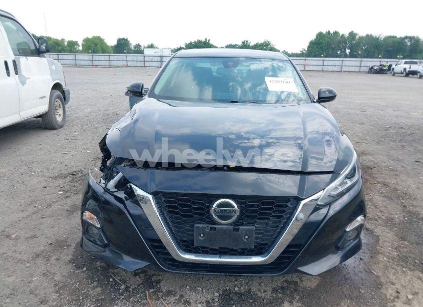 Photo 13 of 2019 Nissan Altima 2.5 SL (VIN 1N4BL4EV1KC113619)