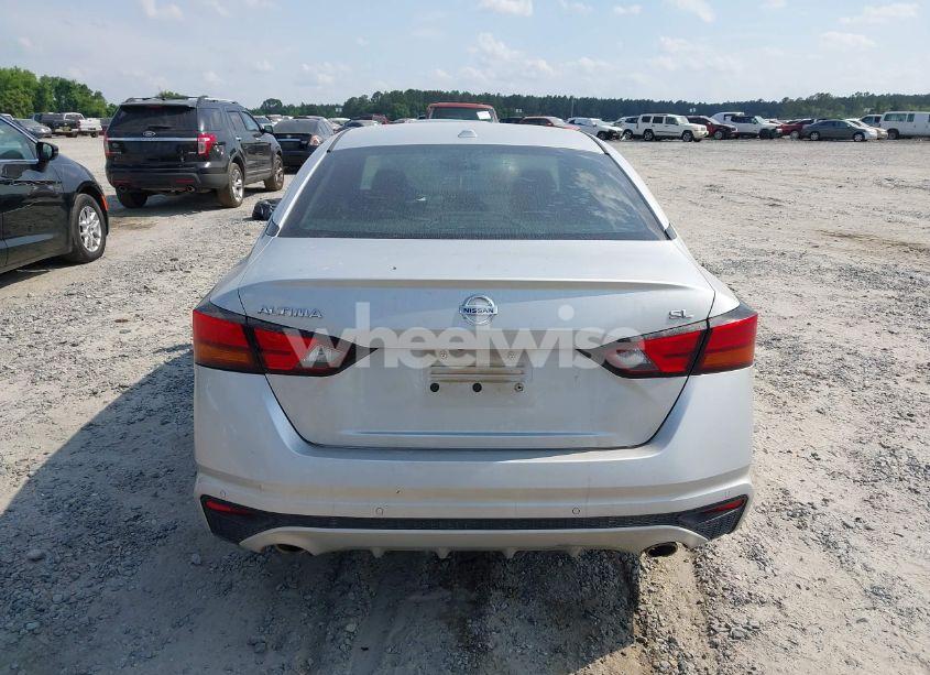 Photo 16 of 2019 Nissan Altima 2.5 SL (VIN 1N4BL4EV1KC125818)