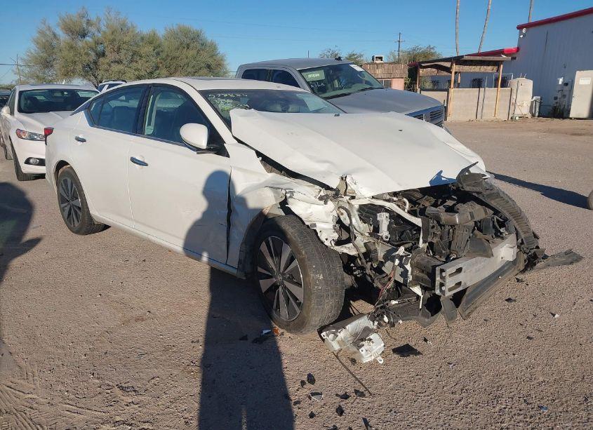 2019 Nissan Altima 2.5 SL (VIN 1N4BL4EV1KC128363) main photo