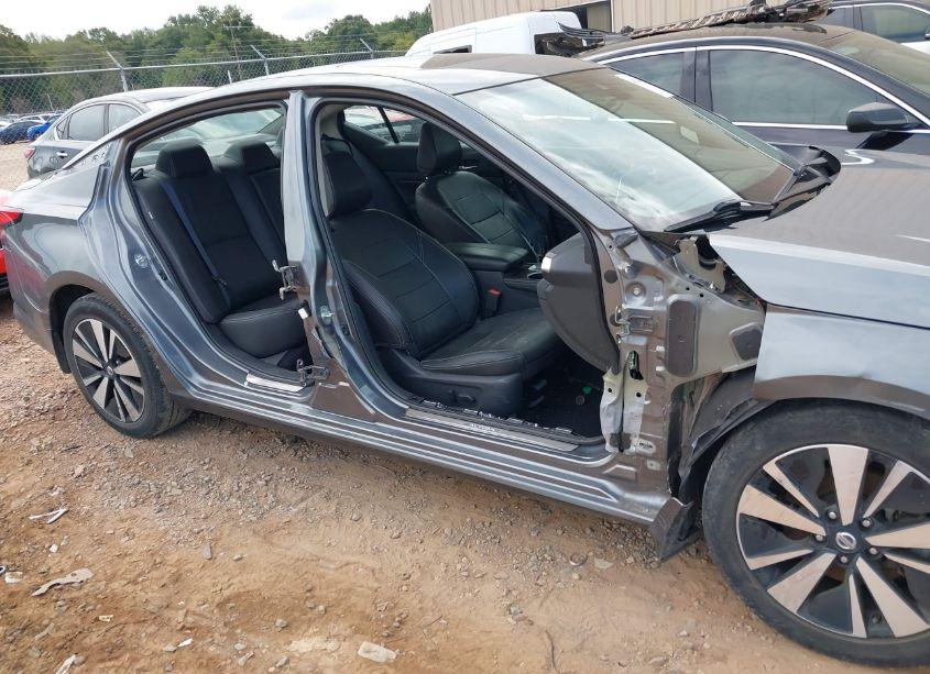 Photo 13 of 2020 Nissan Altima SL FWD (VIN 1N4BL4EV1LC100368)