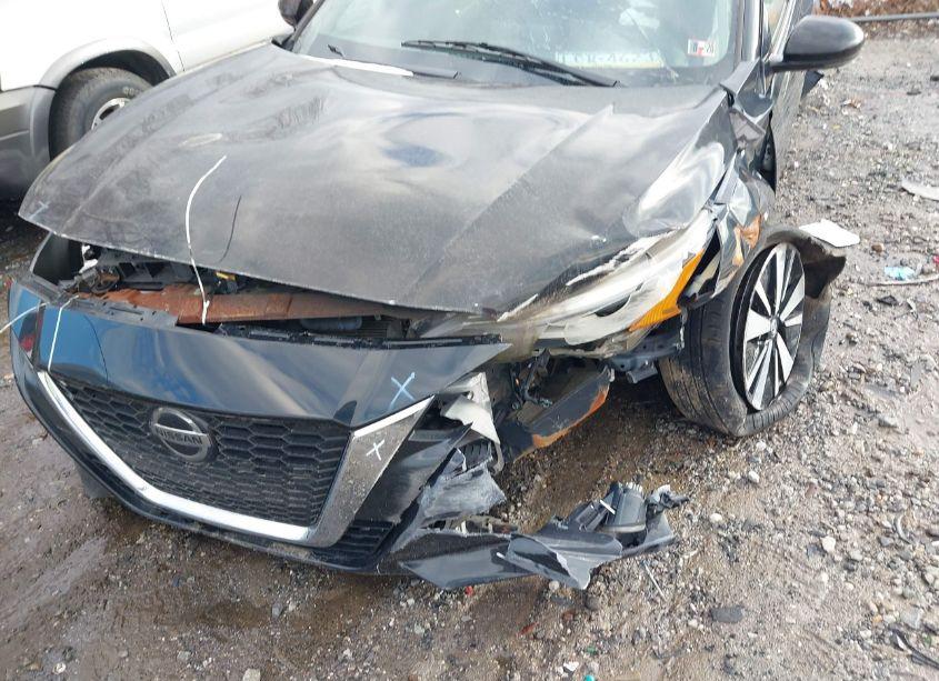 Photo 6 of 2020 Nissan Altima SL FWD (VIN 1N4BL4EV1LC131054)