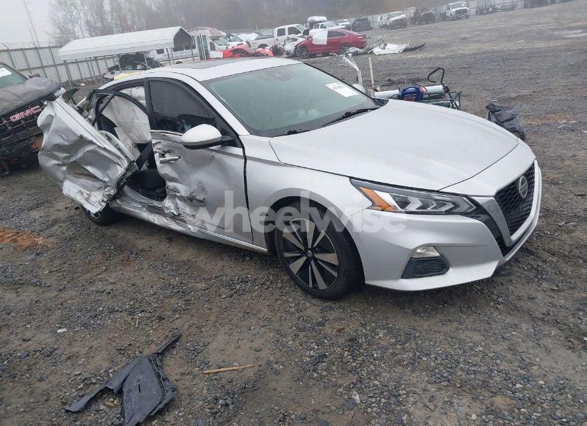 2020 Nissan Altima SL FWD (VIN 1N4BL4EV1LC146153) main photo