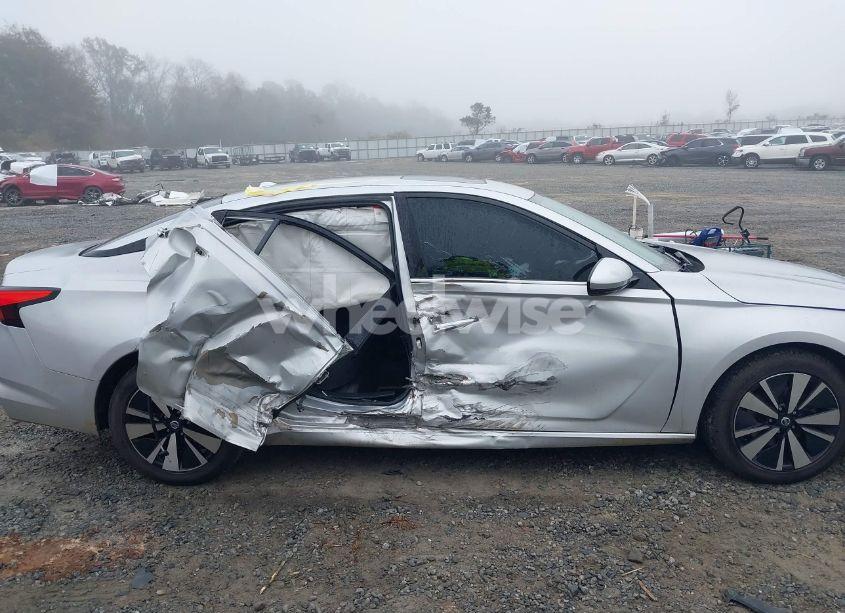 Photo 6 of 2020 Nissan Altima SL FWD (VIN 1N4BL4EV1LC146153)