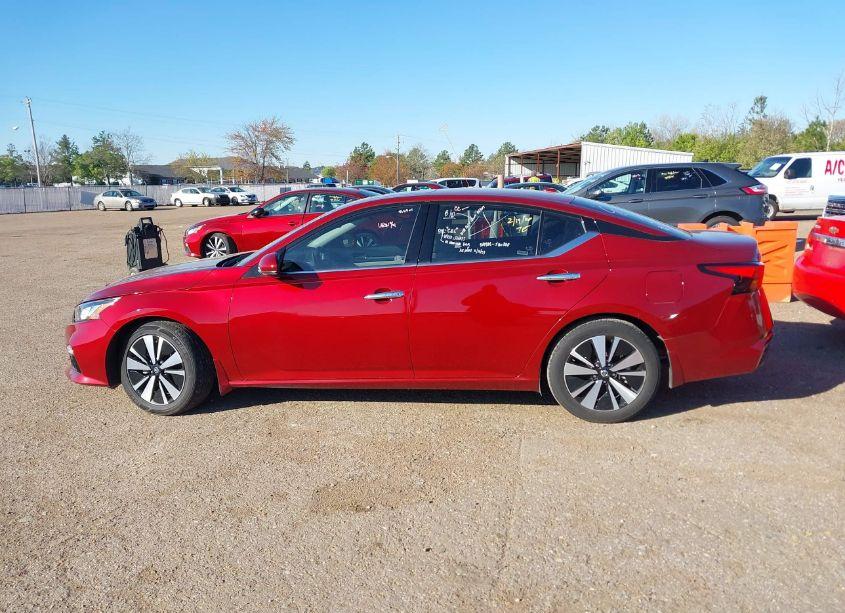 Photo 14 of 2021 Nissan Altima SL FWD (VIN 1N4BL4EV1MN312967)