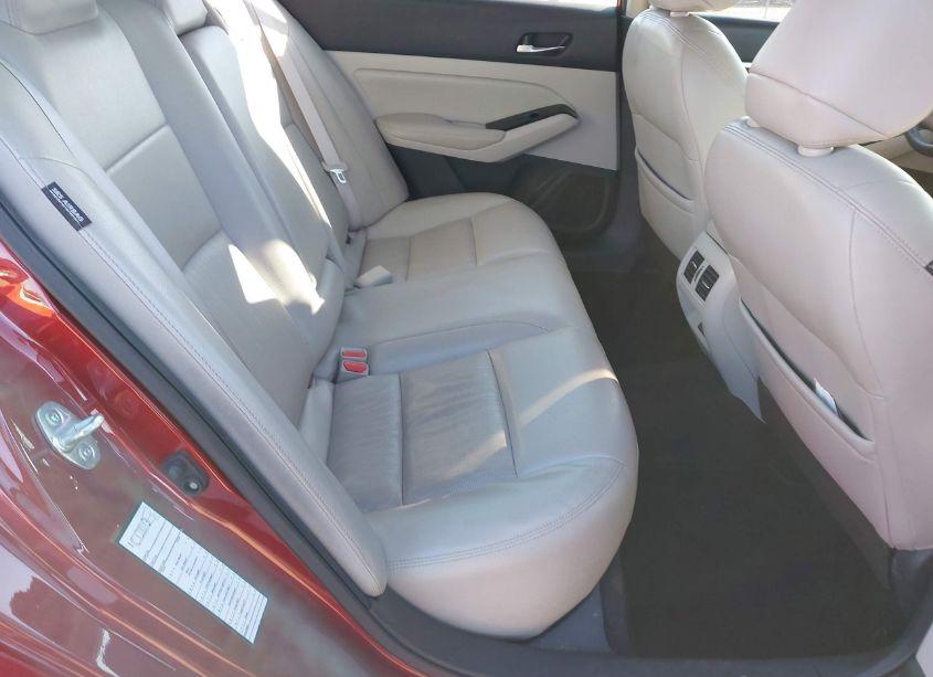 Photo 8 of 2021 Nissan Altima SL FWD (VIN 1N4BL4EV1MN312967)