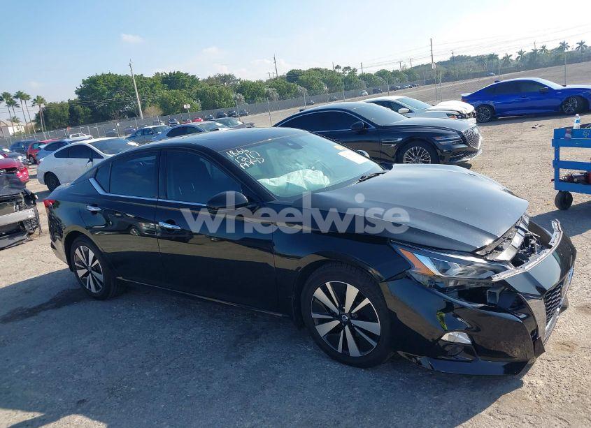 Photo 13 of 2021 Nissan Altima SL FWD (VIN 1N4BL4EV1MN341868)
