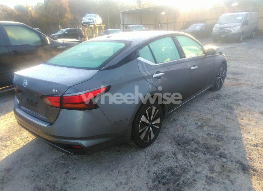 Photo 4 of 2021 Nissan Altima SL FWD (VIN 1N4BL4EV1MN354670)