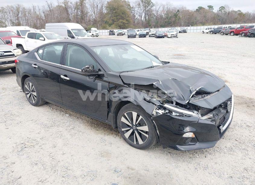 2022 Nissan Altima SL FWD (VIN 1N4BL4EV1NN313666) main photo