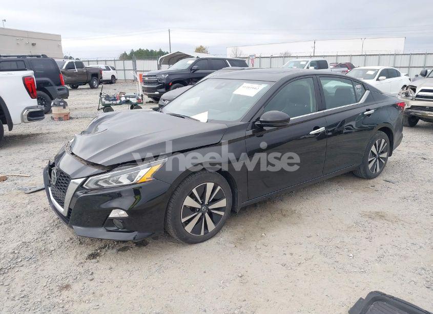 Photo 2 of 2022 Nissan Altima SL FWD (VIN 1N4BL4EV1NN313666)