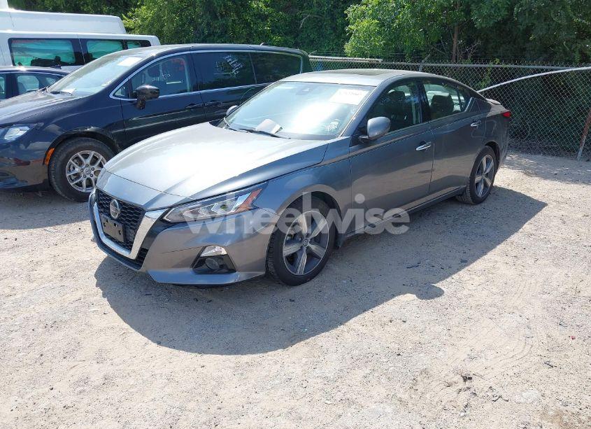 Photo 2 of 2022 Nissan Altima SL FWD (VIN 1N4BL4EV1NN416716)