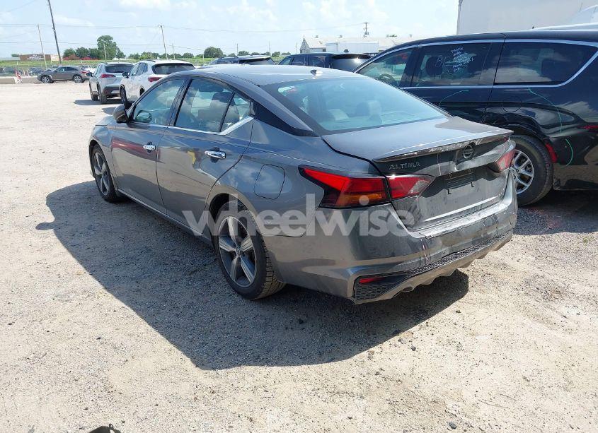 Photo 3 of 2022 Nissan Altima SL FWD (VIN 1N4BL4EV1NN416716)