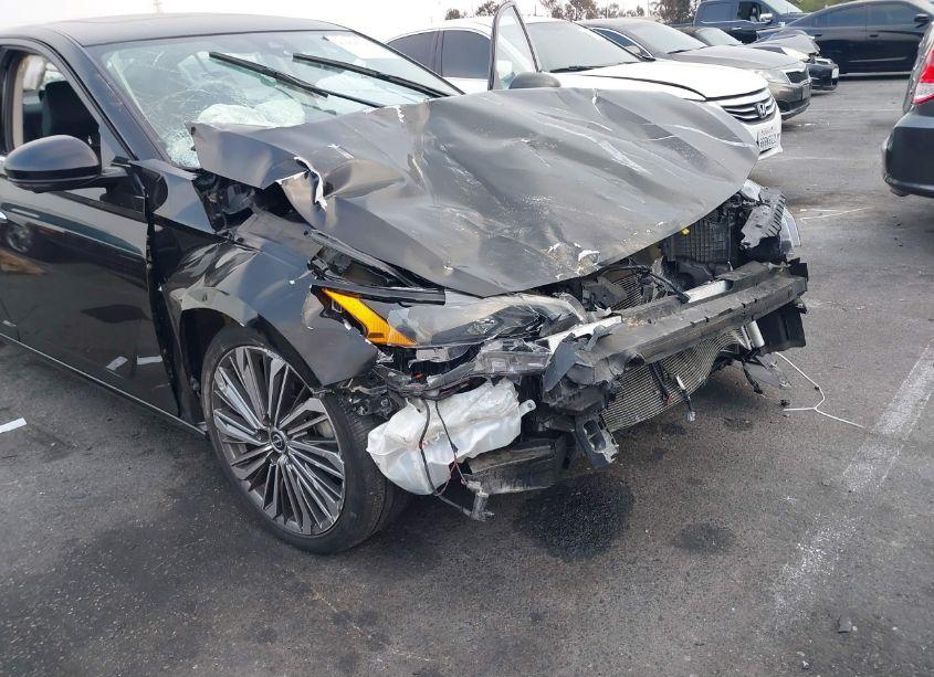 Photo 6 of 2023 Nissan Altima SL FWD (VIN 1N4BL4EV1PN366208)