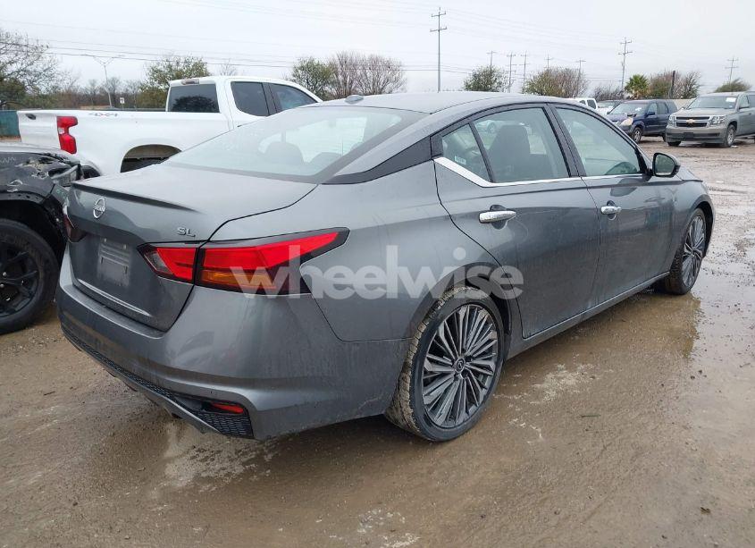 Photo 4 of 2023 Nissan Altima SL FWD (VIN 1N4BL4EV1PN368718)