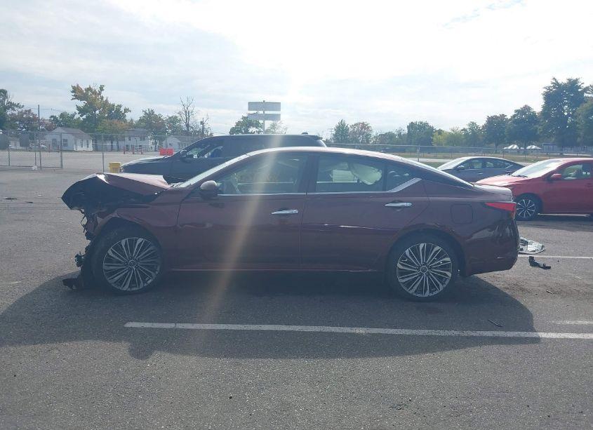 Photo 14 of 2023 Nissan Altima SL FWD (VIN 1N4BL4EV1PN377449)