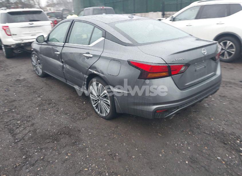 Photo 3 of 2025 Nissan Altima SL FWD (VIN 1N4BL4EV1SN314568)