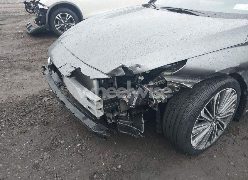 Photo 6 of 2025 Nissan Altima SL FWD (VIN 1N4BL4EV1SN314568)