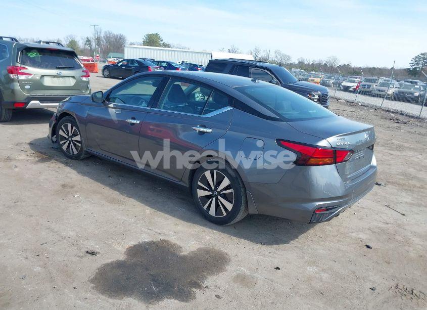 Photo 3 of 2019 Nissan Altima 2.5 SL (VIN 1N4BL4EV2KC104539)