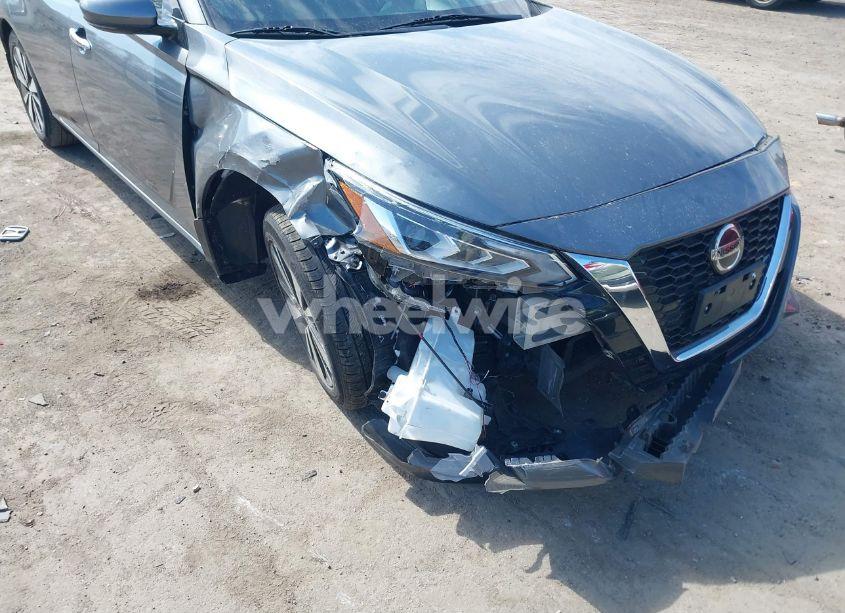 Photo 6 of 2019 Nissan Altima 2.5 SL (VIN 1N4BL4EV2KC104539)