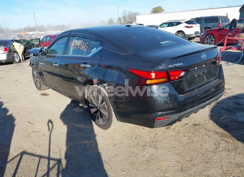 Photo 3 of 2019 Nissan Altima 2.5 SL (VIN 1N4BL4EV2KC195327)