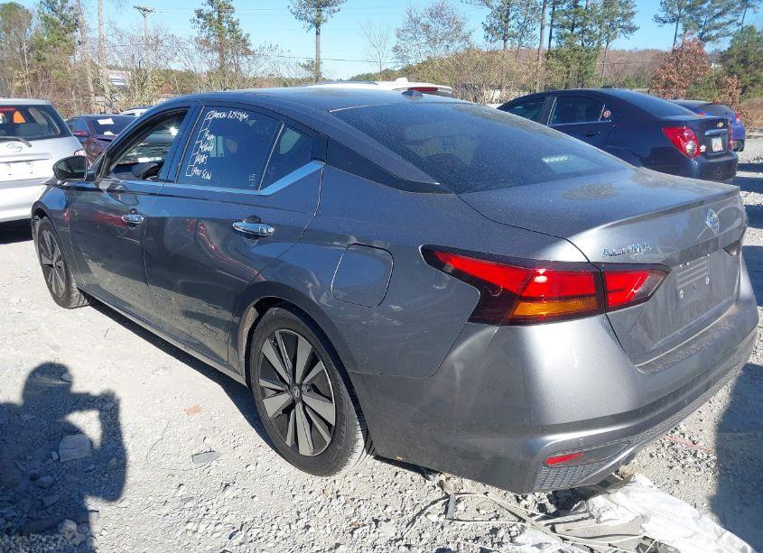 Photo 3 of 2020 Nissan Altima SL FWD (VIN 1N4BL4EV2LC121262)