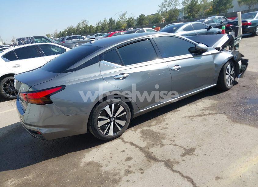 Photo 4 of 2020 Nissan Altima SL FWD (VIN 1N4BL4EV2LC147277)
