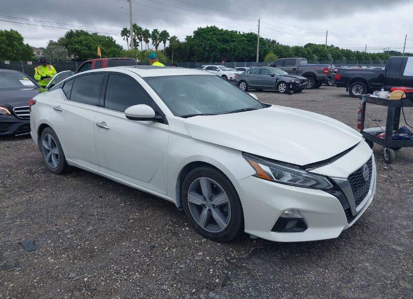 2020 Nissan Altima SL FWD (VIN 1N4BL4EV2LC278094) main photo
