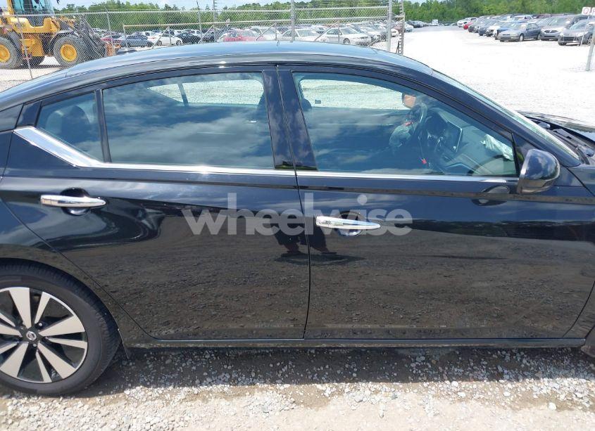 Photo 13 of 2019 Nissan Altima 2.5 SL (VIN 1N4BL4EV3KC104419)