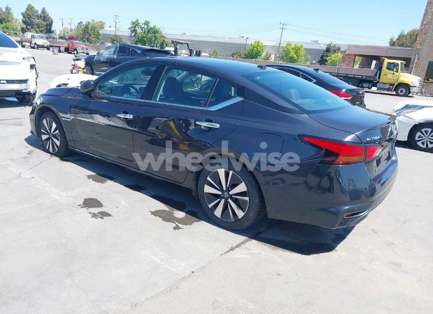 Photo 3 of 2019 Nissan Altima 2.5 SL (VIN 1N4BL4EV3KC129191)